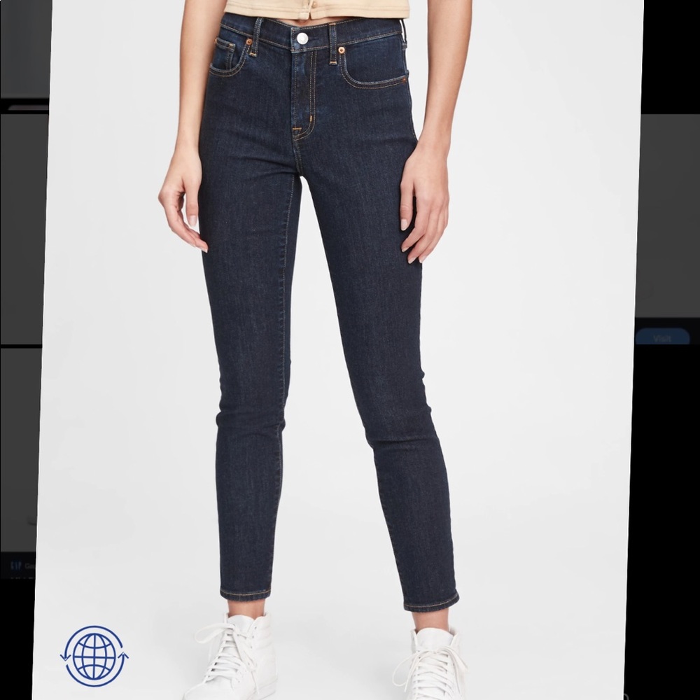 Gap True Skinny indigo jeans 28R mid rise